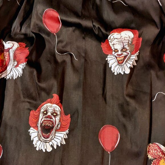Pennywise skirt size XS It Chapter 2 Vixen by Michelle pitt extra small NWT - Picture 5 of 7